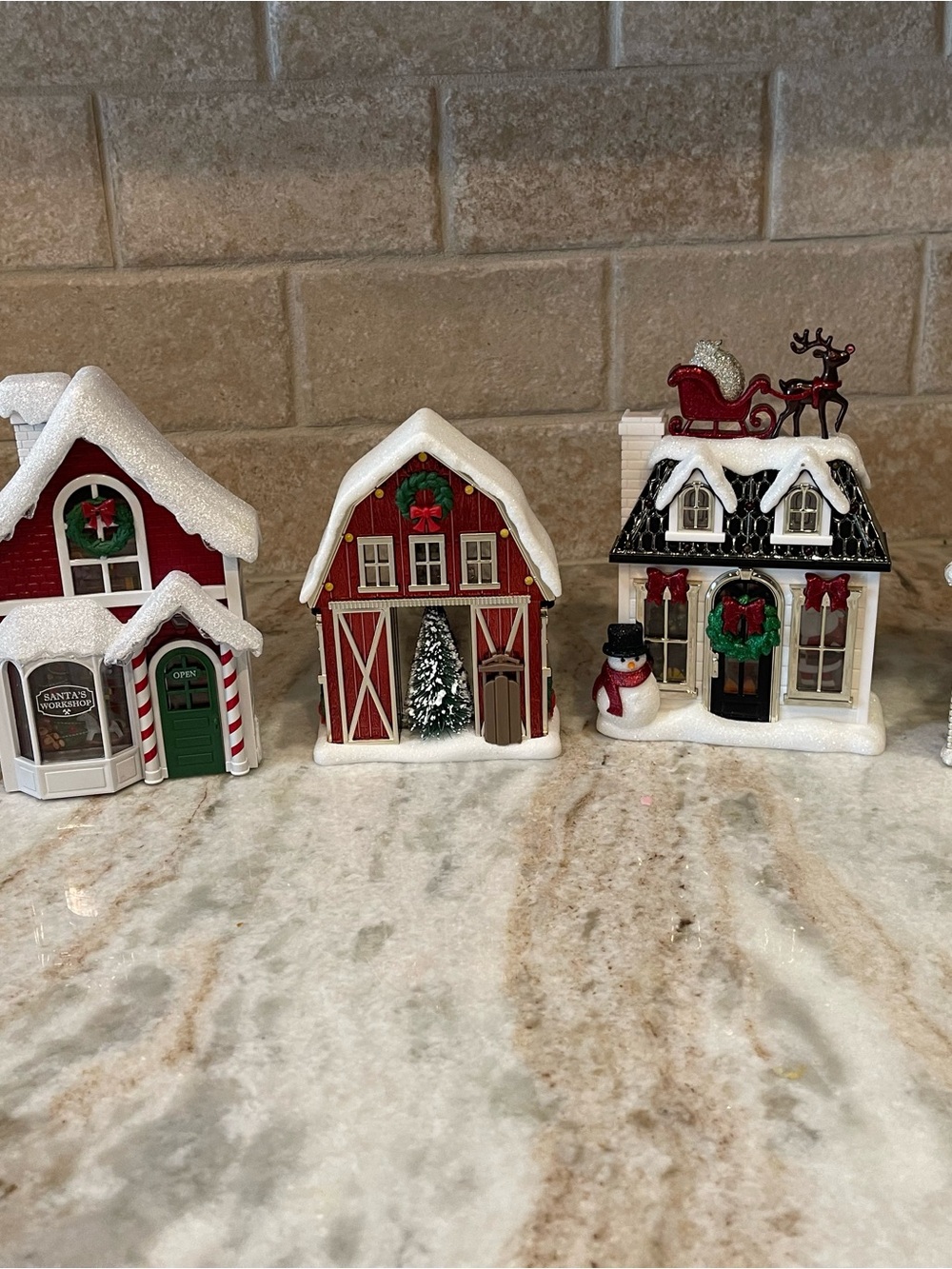 Set of 5 Bath and Body Works Holiday Wallflowers Festive Decor